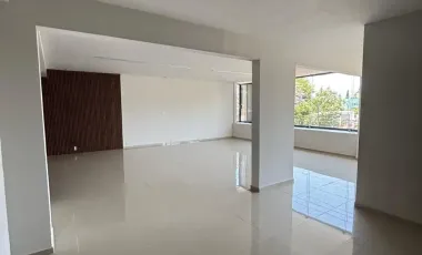 Edificio en renta en Camelinas, Morelia, Michoacán de Ocampo