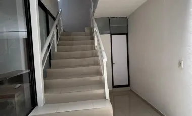 Edificio en renta en Camelinas, Morelia, Michoacán de Ocampo