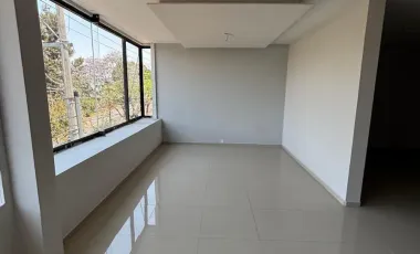 Edificio en renta en Camelinas, Morelia, Michoacán de Ocampo