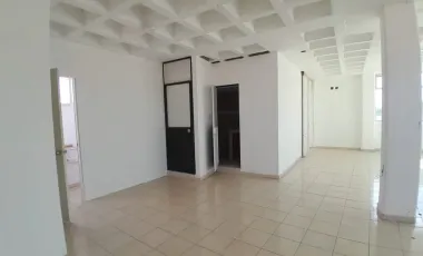 Edificio en renta en Ventura Puente, Morelia, Michoacán de Ocampo