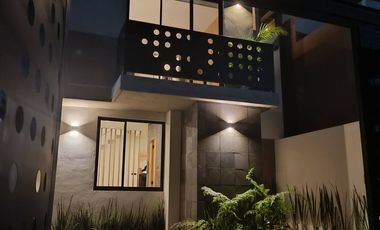 ÚLTIMA CASA EN VENTA EN METEPEC 3 RECAMARAS, 3 BAÑOS COMPLETOS, A 5 MINUTOS TEC MILENIO, UVM CAMPUS TOLUCA.