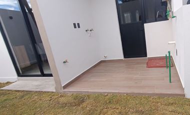 ÚLTIMA CASA EN VENTA EN METEPEC 3 RECAMARAS, 3 BAÑOS COMPLETOS, A 5 MINUTOS TEC MILENIO, UVM CAMPUS TOLUCA.