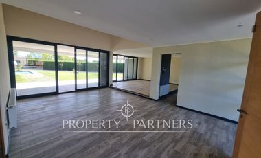 Gran casa en exclusivo condominio