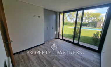 Gran casa en exclusivo condominio