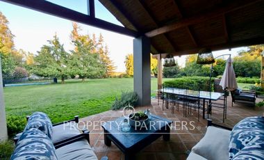 Espectacular casa cercana al colegio Inglés