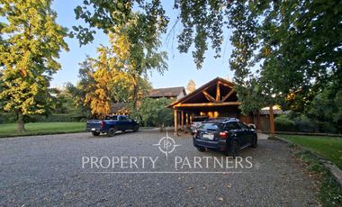 Espectacular casa cercana al colegio Inglés