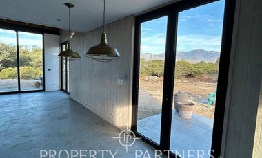 Hermosa casa en arriendo anual en Catapilco