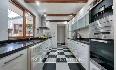 Estupenda casa en Santa María de Manquehue