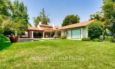 Estupenda casa en Santa María de Manquehue
