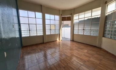 CASA EN RENTA EN AZCAPOTZALCO