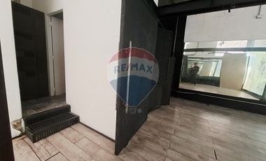 Local Comercial En Sector Cantagallo - Las Condes