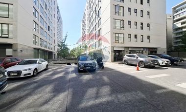 Local Comercial En Sector Cantagallo - Las Condes