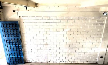 Local Comercial en Arriendo en Avda. Condell casi esquina con Chacabuco.