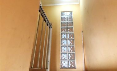 Local Comercial en Arriendo en Avda. Condell casi esquina con Chacabuco.