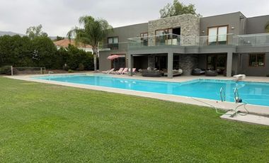 Magnífica casa en Las Brisas de Chicureo!