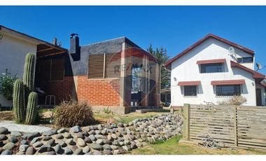 Casa en Parcela con piscina Melipilla