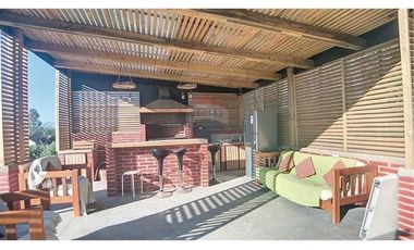 Casa en Parcela con piscina Melipilla