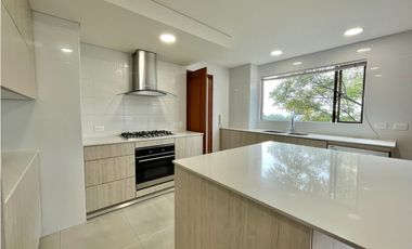 Vende Apartamento El Nogal Bogota