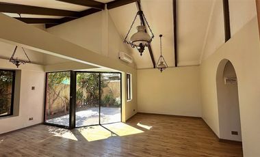 Casa en Venta en Av La Florida con Santa Julia