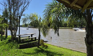 5.000 m2 sobre Rio Lujan. Zonificación E, apto múltiples usos. Venta o alquiler anual o temporal.