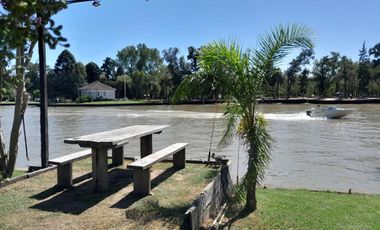 5.000 m2 sobre Rio Lujan. Zonificación E, apto múltiples usos. Venta o alquiler anual o temporal.