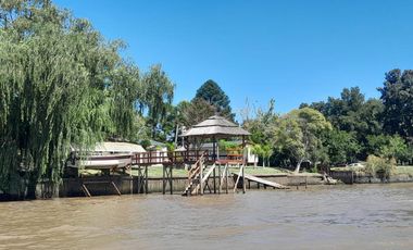 5.000 m2 sobre Rio Lujan. Zonificación E, apto múltiples usos. Venta o alquiler anual o temporal.