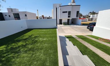 CASA NUEVA DE UN NIVEL EN VENTA