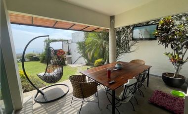 Casa Seminueva Moderna en RENTA Amueblada al Norte de Cvc