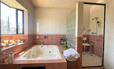Casa en Venta, Hacienda Valle Escondido, 4 Recámaras
