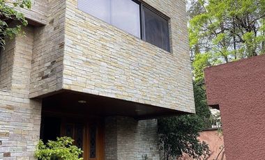 Casa en venta en Pedregal de San Francisco.