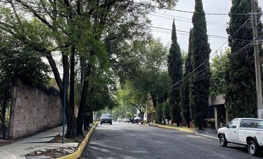 Casa en venta en Pedregal de San Francisco.