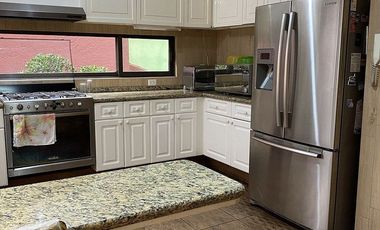 Casa en venta en Pedregal de San Francisco.