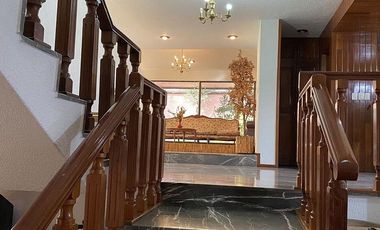 Casa en venta en Pedregal de San Francisco.