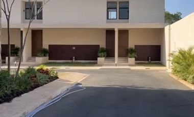 TownHouses  en venta  en NOVA Temozon Norte