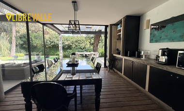 CASA EN VENTA EN AVADARO VALLE DE BRAVO - CASA EUGENIA