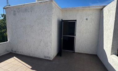 CASA EN RENTA EN VILLAS DE LA PAZ