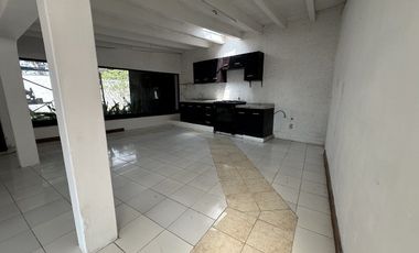 RENTA CASA ESTILO CABAÑA FINCAS DE SAYAVEDRA ATIZAPAN DE ZARAGOZA