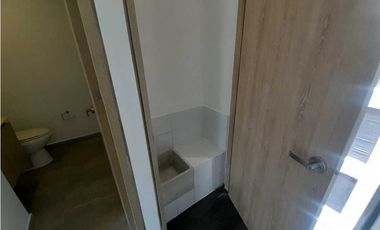 Alquiler oficina Poblado Cástropol 9857998 DL