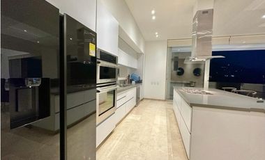 CASA SECTOR ALTO DE LAS PALMAS - POBLADO