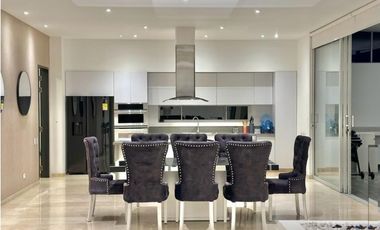 CASA SECTOR ALTO DE LAS PALMAS - POBLADO