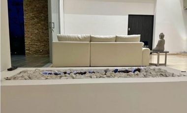 CASA SECTOR ALTO DE LAS PALMAS - POBLADO