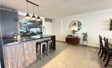 Apartamento en Venta en Medellín en Altos del Poblado