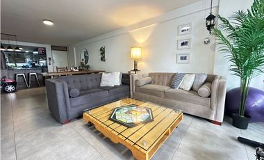 Apartamento en Venta en Medellín en Altos del Poblado