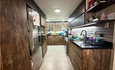 Apartamento en Venta en Medellín en Altos del Poblado