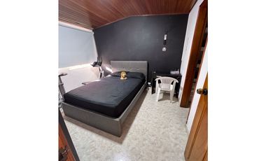 ¡SE VENDE HERMOSA CASA  ESQUINERA EN CONJUNTO CERRADO PINARES!