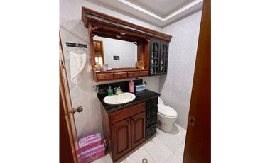 ¡SE VENDE HERMOSA CASA  ESQUINERA EN CONJUNTO CERRADO PINARES!