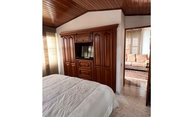 ¡SE VENDE HERMOSA CASA  ESQUINERA EN CONJUNTO CERRADO PINARES!