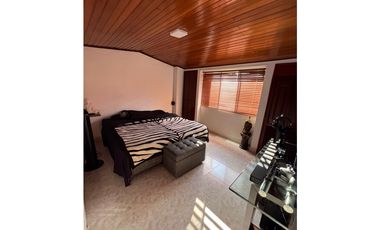 ¡SE VENDE HERMOSA CASA  ESQUINERA EN CONJUNTO CERRADO PINARES!