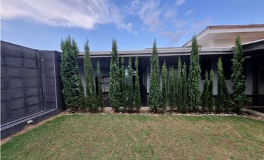 VENTA DE CASA EN CONDOMINIO VERDE ALFAGUARA JAMUND VALLE