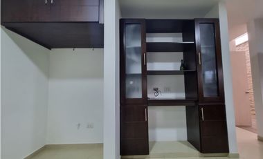 VENTA DE CASA EN CONDOMINIO VERDE ALFAGUARA JAMUND VALLE